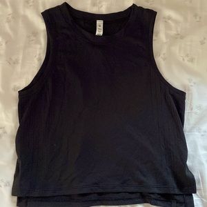 lululemon cute black tank top in size 4